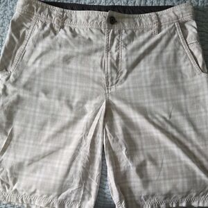 Lululemon Athletica Beige Checkered Men's Shorts